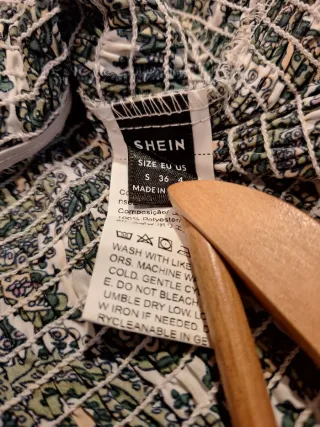 Blusa/top estampado paisley verde y blanco