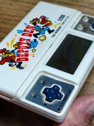 Consola VTL DEPUTY DEN (VTech, 1982) Tri-Screen