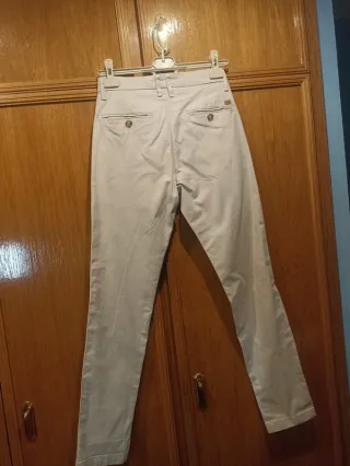 Pantalón hombre beige Sfera