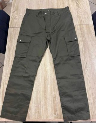 Pantalón Cargo Diesel Verde Militar Talla M