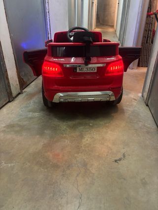 Coche eléctrico infantil Mercedes ML350