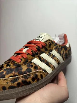 Adidas Samba OG Leopardo Rojo Talla 38