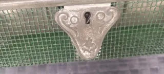 CAJITA METALICA ANTIGUA