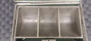 CAJITA METALICA ANTIGUA