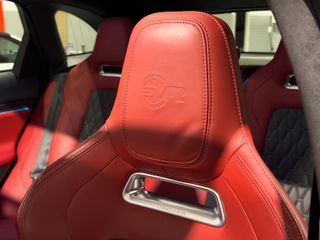 JAGUAR F-Pace 5.0 V8 405kW SVR AWD Auto