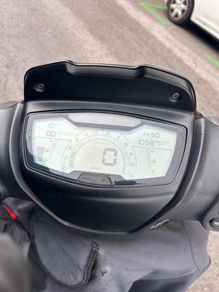 Piaggio Medley S ABS 125cc año 2021 con baúl Shad