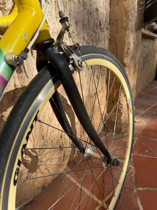 Bicicleta Carretera Fondriest Amarilla