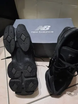 New Balance 9060 nere
