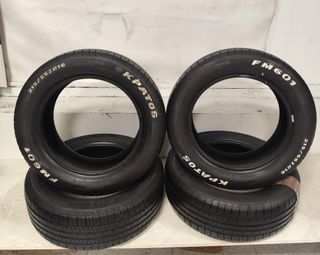 Neumáticos en perfecto estado 215/55 R16