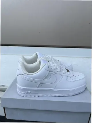 Nike Air Force 1 Low '07 Blancas Talla 40