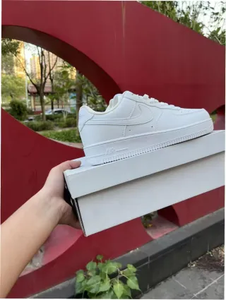 Nike Air Force 1 Low '07 Talla 39