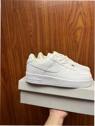 Nike Air Force 1 Low '07 Talla 44