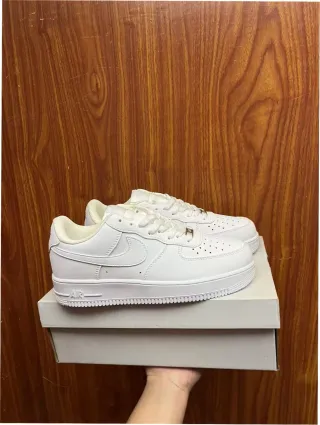 Nike Air Force 1 Low '07 Talla 44