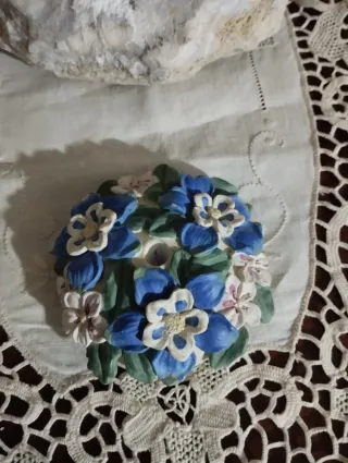 Porta penna vintage fiori blu e bianchi