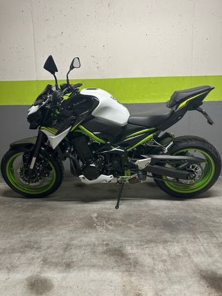 Kawasaki Z900 FULL