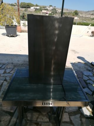Horno y vitrocerámica Teka con campana