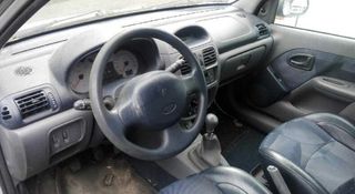 Centralita motor renault 8200118521 clio ii 237783