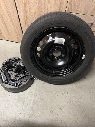 Rueda de repuesto Opel Astra H y gato