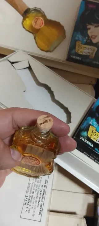 Estuche Perfume Vintage Romance Español