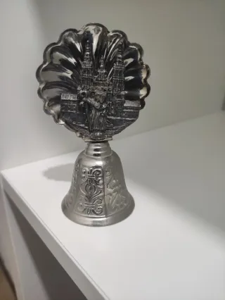 Plata - Figura Catedral y Peregrino