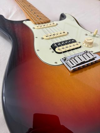 Fender American Ultra Stratocaster HSS Ultraburst