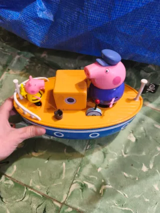 Barco Peppa Pig Abuelo con 2 figuras