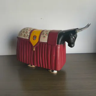 Figura Momerota de Mataró Goma