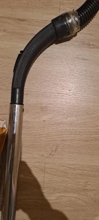 Aspiradora Ariete 2200W sin bolsa