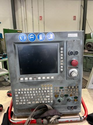 Controlador CNC Fidia