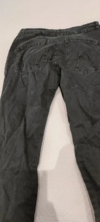 Pantaloni donna grigi