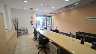 Local comercial en venta en La Prosperitat en Barcelona