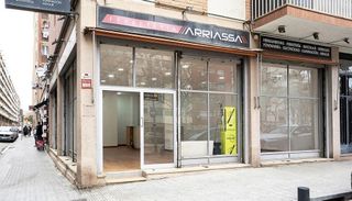 Local comercial en venta en La Verneda i la Pau en Barcelona