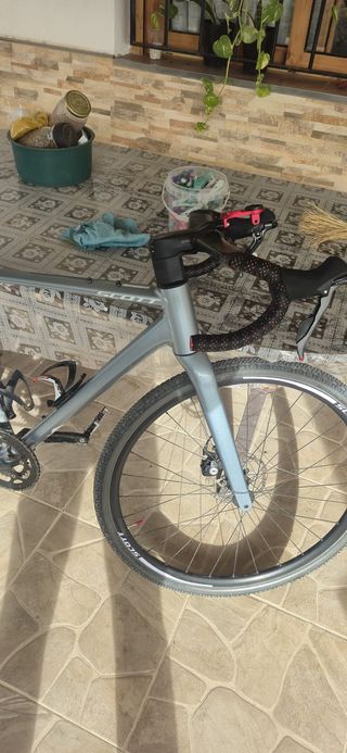 Bicicleta Gravel Scott