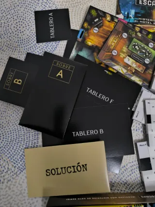 Cluedo Escape: Misterio en el Hotel Black