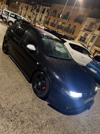 SEAT Leon 2004