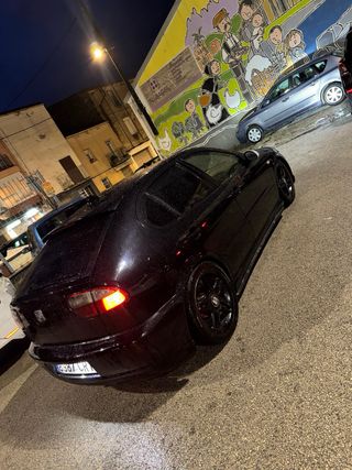 SEAT Leon 2004