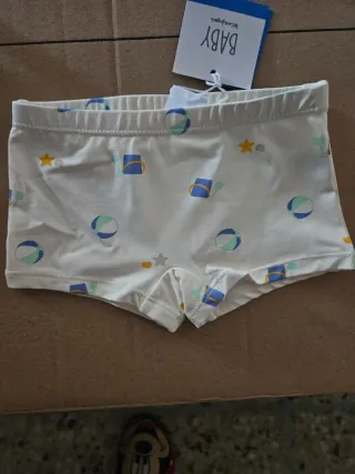 Bañador bebé 6-12 meses (80cm). Pack 10€.Unidad 6€