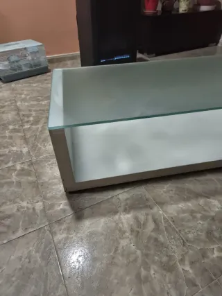 Mesa de centro moderna cristal y madera