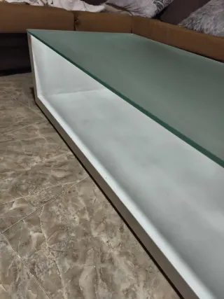 Mesa de centro moderna cristal y madera