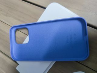 Funda de silicona con MagSafe para el iPhone 16 Pro Max - Violeta