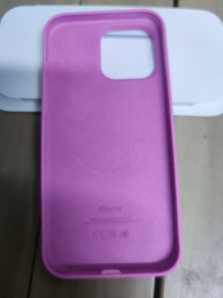 Funda de silicona con MagSafe para el iPhone 16 Pro Max - Peonía