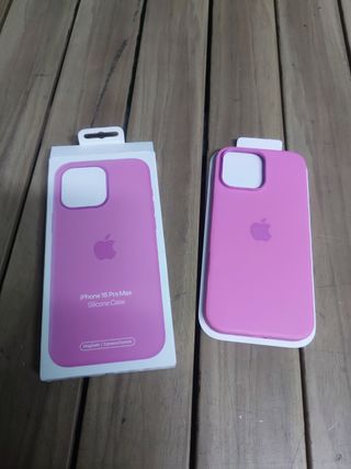 Funda de silicona con MagSafe para el iPhone 16 Pro Max - Peonía