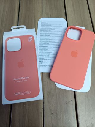 Apple Funda de silicona con MagSafe para el iPhone 16 Pro Max - Mandarina