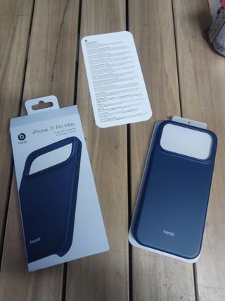 Custodia Beats con MagSafe e Controllo Fotocamera per iPhone 17 Pro Max - Blu cobalto