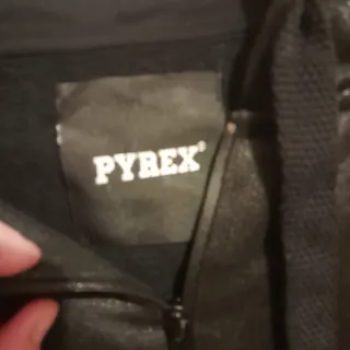Felpa PYREX nera con zip e cappuccio