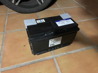 Batería Volvo 12V 80Ah 700A EN