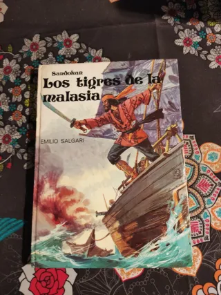 Lote 2 cuentos juveniles