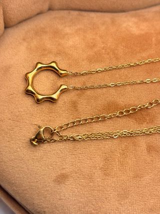 Collar Sol Acero Inoxidable Dorado mujer