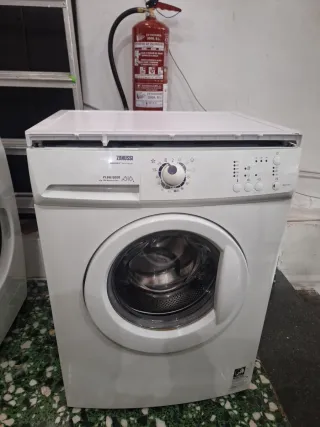 Lavadora Zanussi 6kg funciona perfectamente