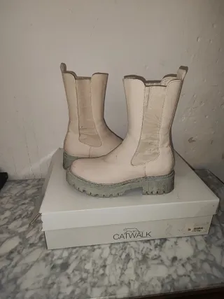 Botas Catwalk Beige
